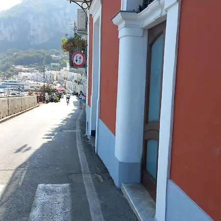 Tre Re Via Marina Grande,264 Apartment